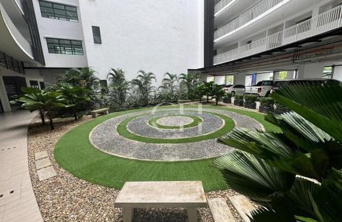 Kampung Stampin Apartamento | Gem Suites Kuching at 5 pax