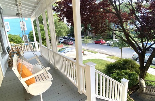 The Palisades Casa | Gem with Parking in DC Palisades Village