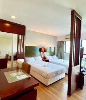 Kota Kinabalu Casa | Gemilang Studio Homesuites Near Ming Garden Hotel KK