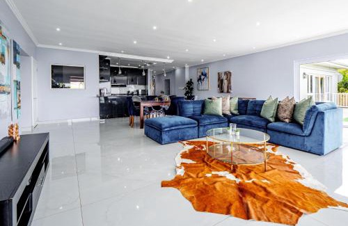 Durban North Apartamento | Gemmell Place by Host Agents