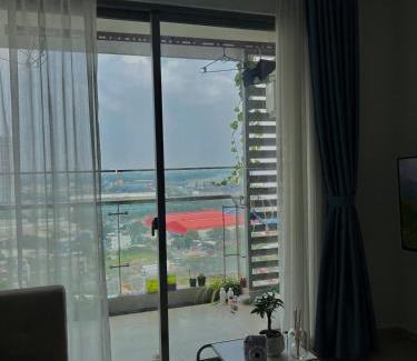 District 7 Apartamento | GenBee Harbour View - Infinity swiming pool