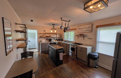 Ringgold Casa | General Retreat - near Historic Downtown Ringgold, GA