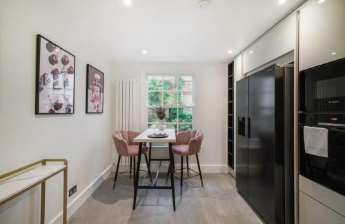 Pembridge Apartamento | Generous 3-Bed Split-Level Apartment