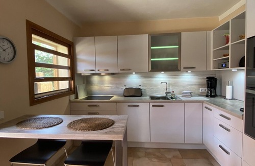 Cala Llombards Casa | Generosamente equipado. Casa de vacaciones para 5-6 personas. Cerca de la playa, zona tranquila.