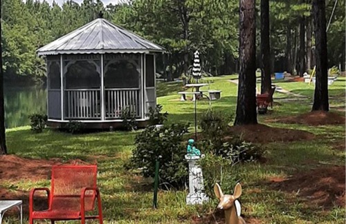 Eastman Casa | Genesis House - Christian Retreat