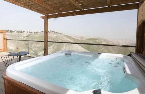 West Bank Cabina | Genesis Land Desert hospitality