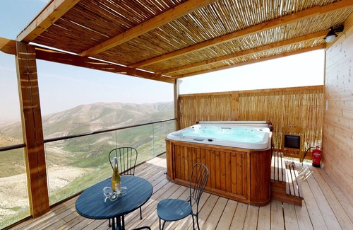 West Bank Cabina | Genesis Land Desert hospitality