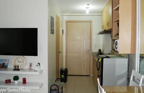 San Dionisio Condominio | Genesis Unit SMDC Field Residences