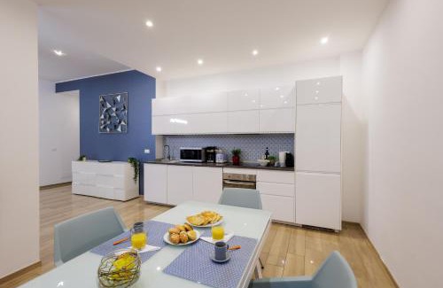 Carignano Apartamento | Genoa Lux Apartments with parking