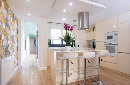 Camino de Ronda Apartamento | Genteel Home Velazquez