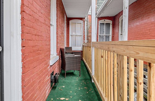 York Casa | Gentrified York House W/ Gameroom!