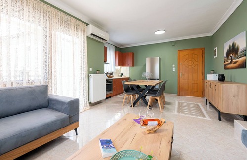 Vatopedi Apartamento | Genuine local lifestyle in a small peaceful village, all year round.