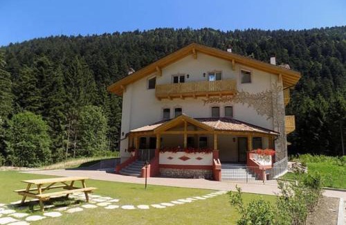 Molveno Apartamento | Genzianella Mansarda Molveno-Andalo