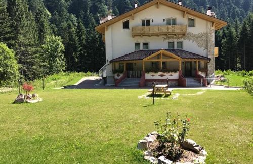 Molveno Apartamento | Genzianella Mansarda Molveno-Andalo