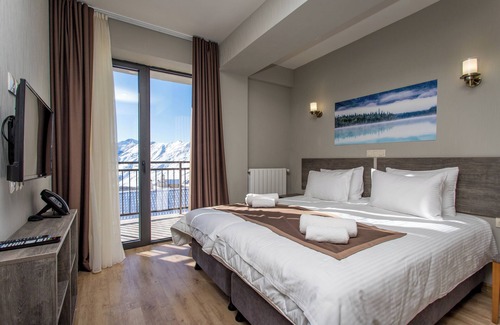 Kazbegi Hotel | Geography Hotel