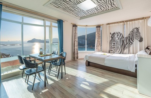 Irun-myeon Casa | Geoje Sunbeachoceanview Dog Pension