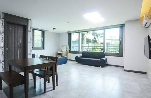 Irun-myeon Casa | Geoje Wahyunbeach Pension