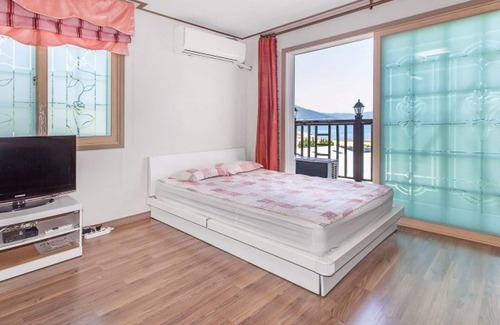 Irun-myeon Casa | Geojedo Evergreen Pension