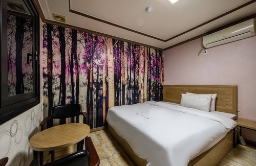 Somun Hotel | Geojedo Gohyeon Surim