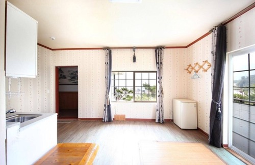 Geoje Casa | Geojedo Hakdong Mongdol Pension
