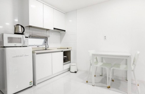 Irun-myeon Casa | Geojedo N White Pension