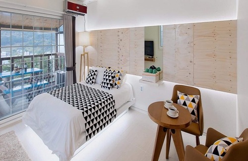 Irun-myeon Casa | Geojedo Yujahyanggi Pension