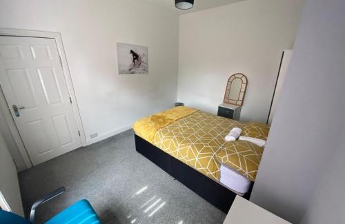 Stoke-on-Trent Casa | George Guest House