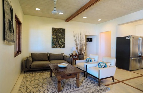 Malpaís Villa | Georgeous 3 bedroom villa ocean & sunset views only 5 minutes from Santa Teresa