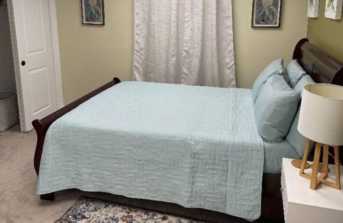 Elmont Apartamento | GEORGEOUS PRIVATE UNIT IN QUIET RESIDENTIAL NEIGHBORHOOD