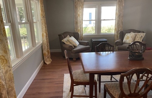 Georgetown Casa | Georgetown's "Hidden Gem"! A renovated Southern home 3 min from Front Street