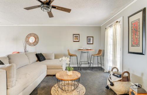 Lithonia Apartamento | Georgia Farmhouse Studio with Hiking Trail