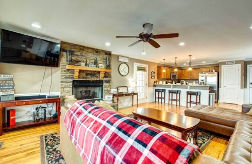 Milledgeville Casa | Georgia Home on Lake Sinclair w/ Private Dock
