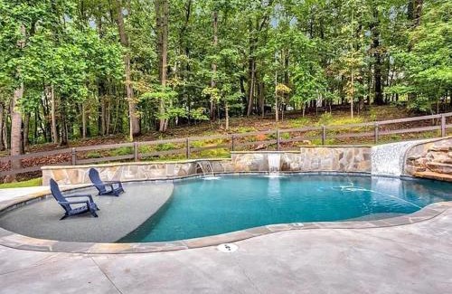 Flowery Branch Casa | Georgia Lakeside Getaway with Private Pool