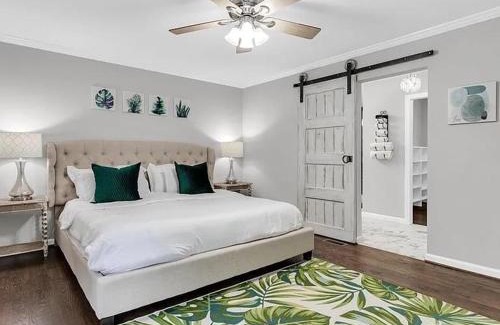Flowery Branch Casa | Georgia Lakeside Getaway with Private Pool