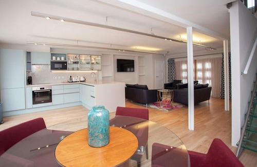 Bath Apartamento | Georgian Coach House Mews Central Bath