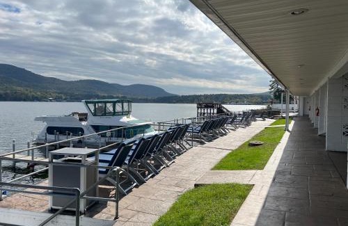 Lake George Complejo | Georgian Lakeside Resort