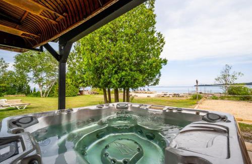 Tobermory Casa | Georgian Legendary Tobermory Retreat With Hot Tub