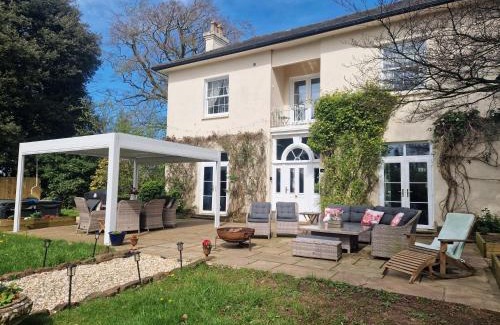 Bromsash Villa | Georgian Villa Corporate and Weddings