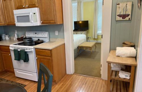 Savannah Beach Apartamento | Georgianne Suite Two