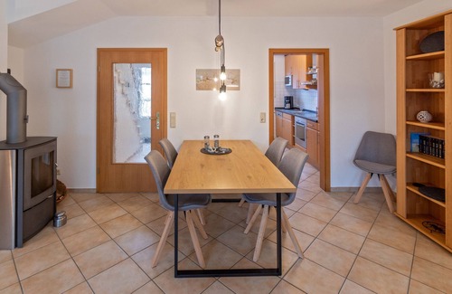 Dornumergrode Casa | Gepflegtes Reihenhaus in Ruhiger Lage