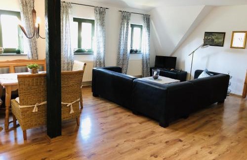 Dargun Apartamento | Geräumige Wohnung in Dargun mit Pool, cleaning included