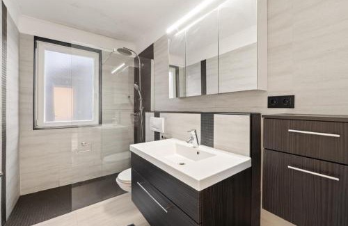 Rath-Heumar Apartamento | Geräumiges Familienhaus Köln