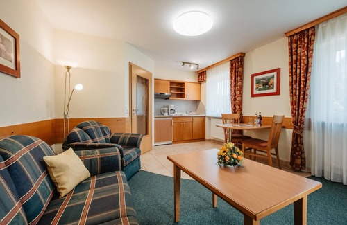 Wurding Apartamento | Geräumiges Zwei-raum-appartement mit Balkon
