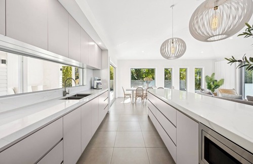 Korora Casa | Gerald's Break Away - Style and luxury with Pool