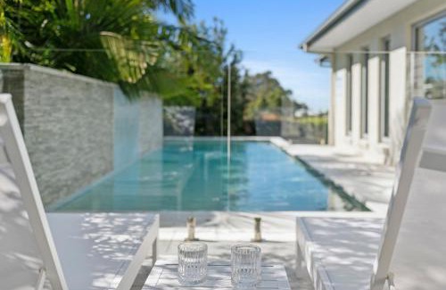 Korora Casa | Gerald's Break Away - Style and luxury with Pool