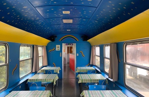 Pasewalk Cabaña | Germany sleeping car compartment 4 - Lokschuppen Pasewalk - adventure overnight stay in the sleeping car