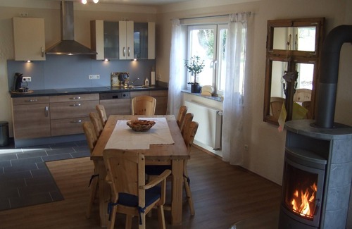 Eifel Casa | Gerolstein, Eifelsteig, Kylltalradweg, ubicación aislada con una vista maravillosa, WiFi