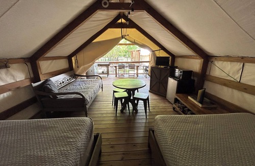 Seguin Casa | Geronimo Creek Retreat