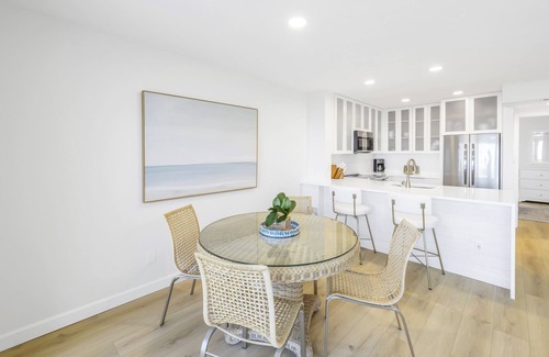 Siesta Key Village Apartamento | Gertrude's Siesta | Oceanview Penthouse | 20 Steps to Beach + Huge Terrace