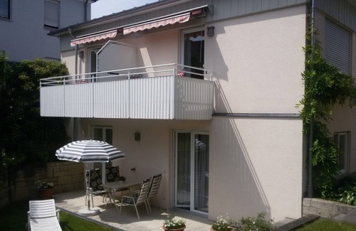 Bad Mergentheim Apartamento | Apartamento de 50 m2 amueblado con gusto, con balcón orientado al sur, aparcamiento gratuito y conexión inalámbrica a internet.